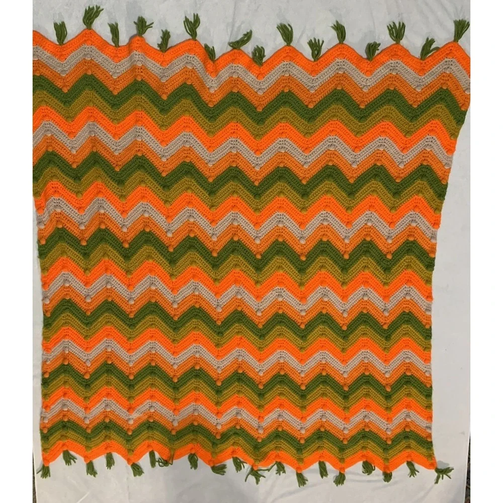 Vintage 70's ZigZag Chevron Crocheted Afghan Throw Green Orange 54x56
